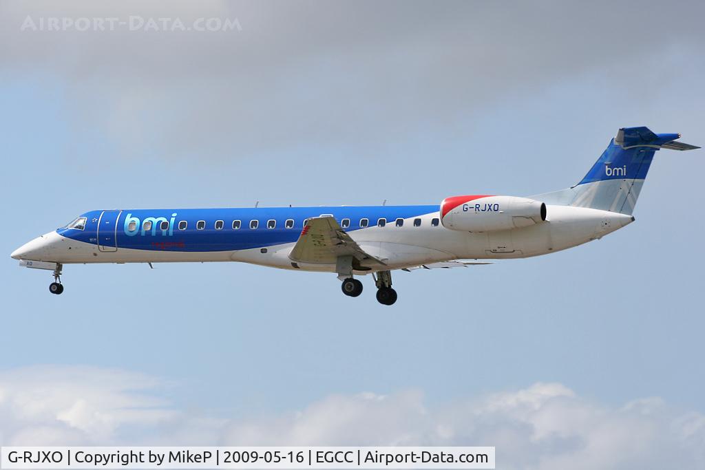 G-RJXO, 2000 Embraer ERJ-145MP (EMB-145MP) C/N 145339, Final approach for Runway 23R.