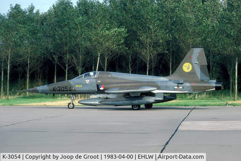 K-3054, 1971 Canadair NF-5A Freedom Fighter C/N 3054, seen during a local exercise