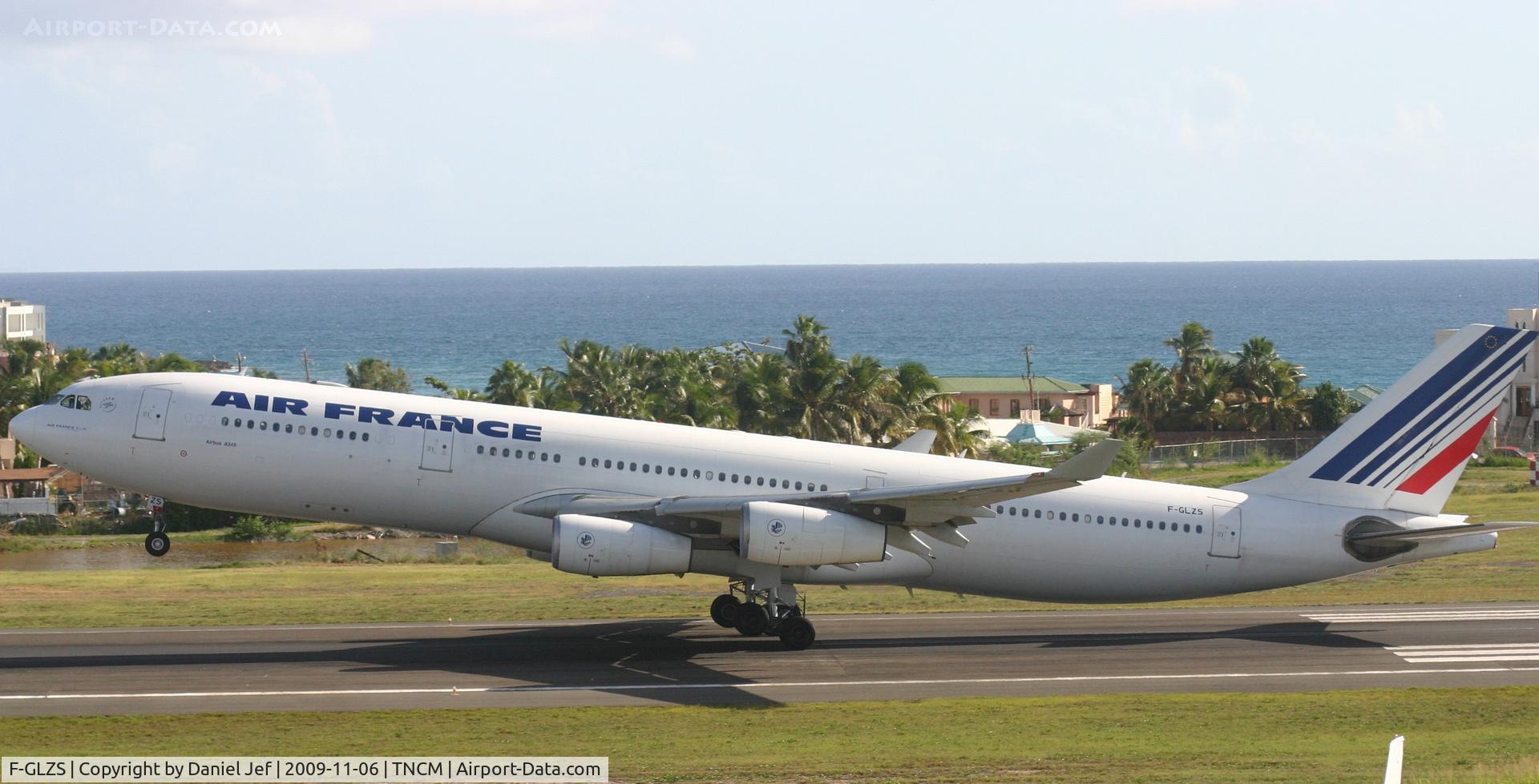 F-GLZS, 1999 Airbus A340-313X C/N 310, Airfrance ariving at TNCM