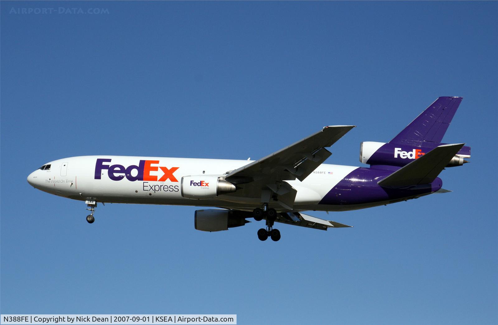 N388FE, 1974 McDonnell Douglas MD-10-10F C/N 46622, KSEA
