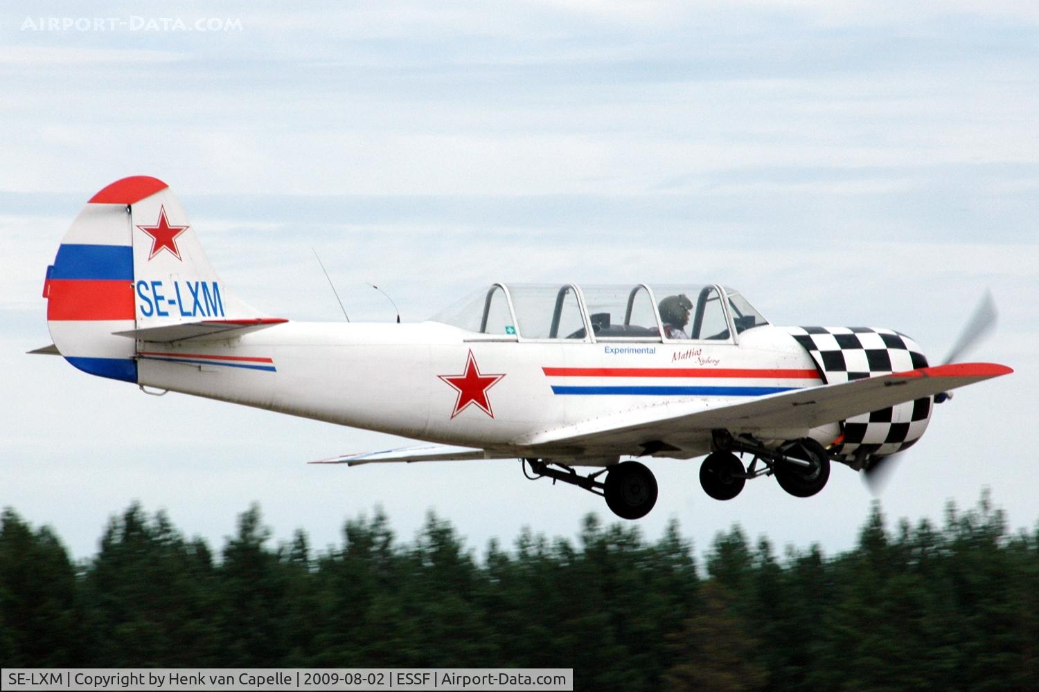 SE-LXM, 1983 Yakovlev Yak-52 C/N 833203, Low fly-past of Mattias Nyberg in his Yak-52, Hultsfred airfield, Sweden
