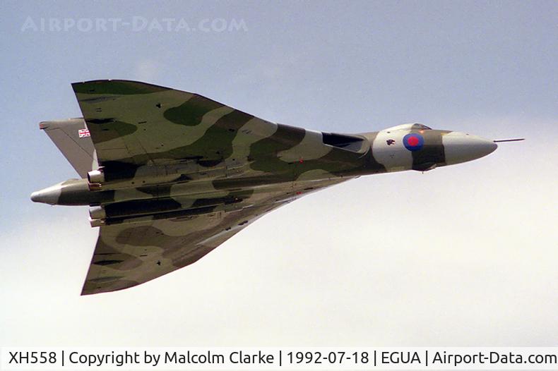 XH558, 1960 Avro Vulcan B.2 C/N Set 12, Avro 698 Vulcan B2 at RAF Upper Heyford's open Day in 1992. 