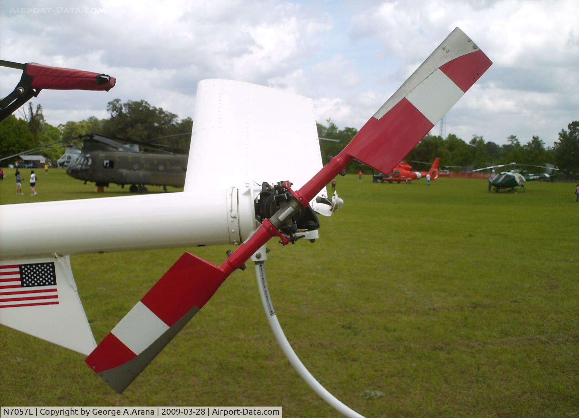 N7057L, 1967 Hughes 269A C/N 1281052, Tail rotor
