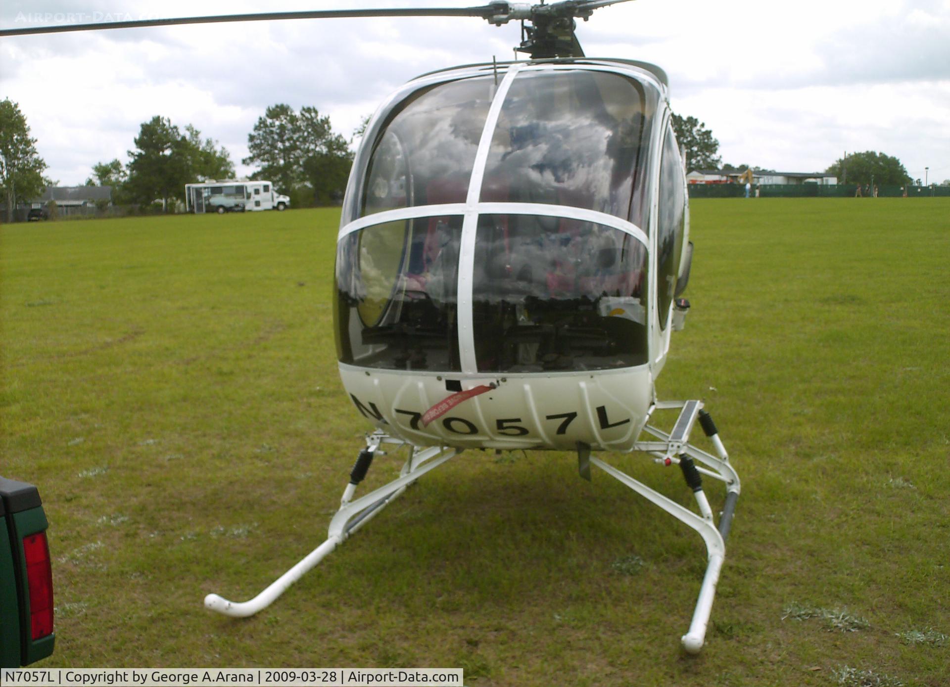 N7057L, 1967 Hughes 269A C/N 1281052, Front left quarter view
