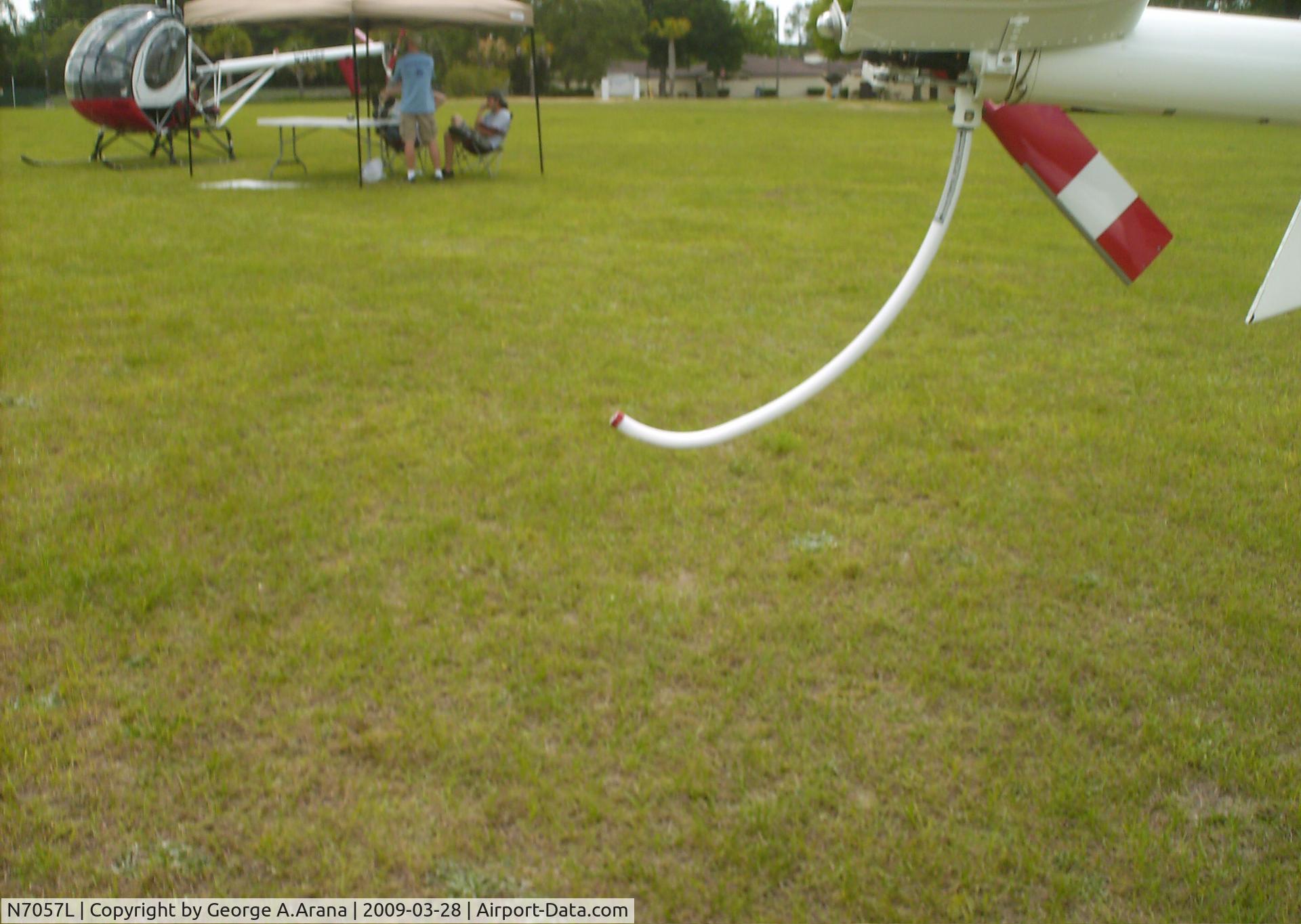 N7057L, 1967 Hughes 269A C/N 1281052, Tail skid