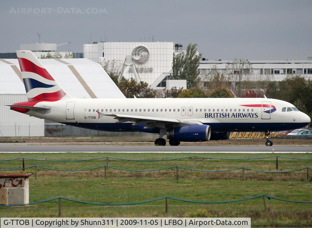 G-TTOB, 2001 Airbus A320-232 C/N 1687, Taxiing holding point rwy 32R for departure...