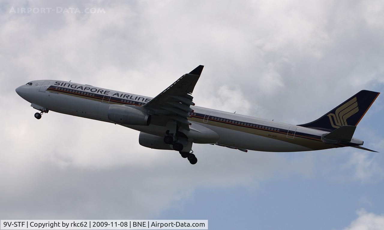 9V-STF, 2009 Airbus A330-343E C/N 1010, 9V-STF A330 take-off from Brisbane