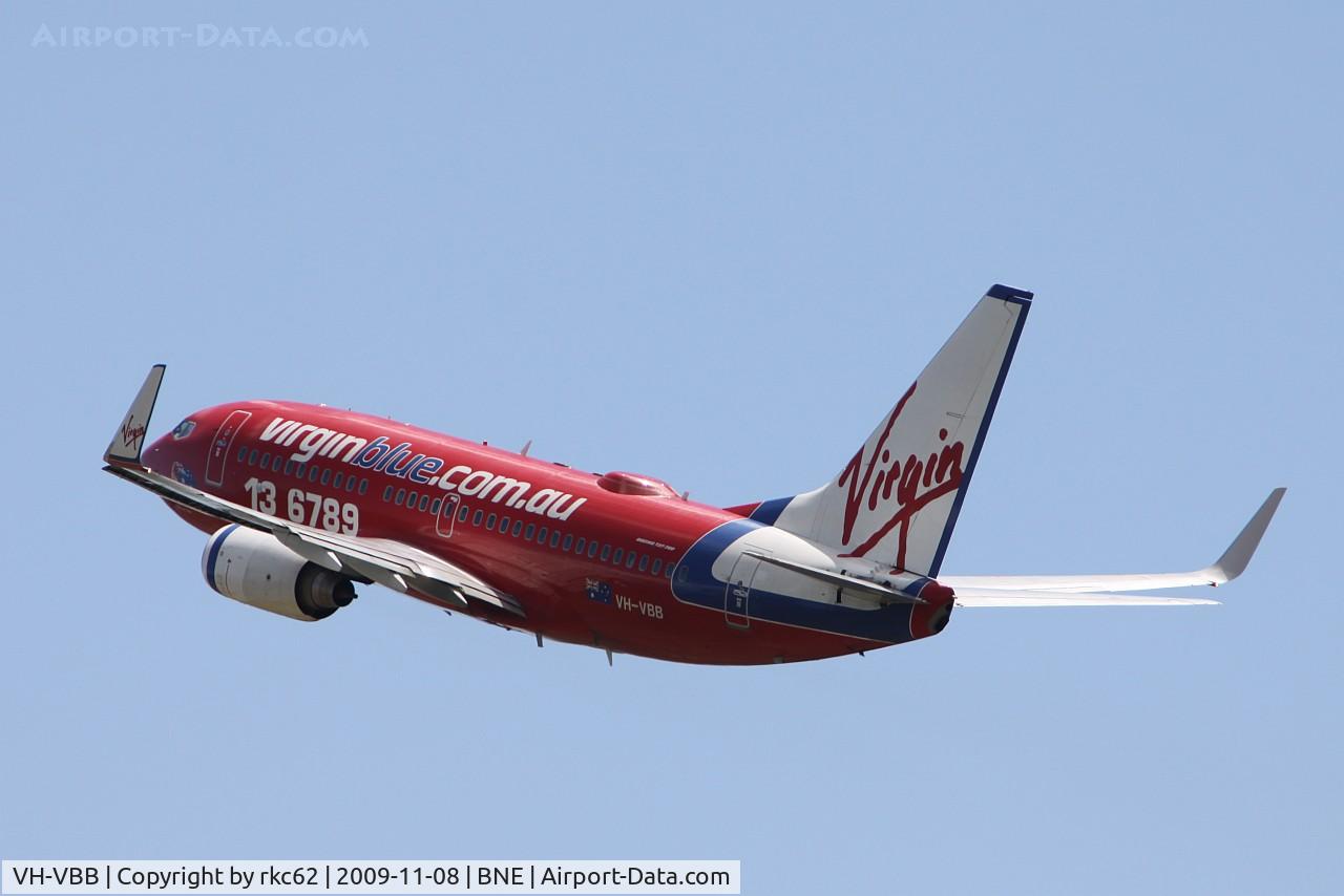 VH-VBB, 2001 Boeing 737-7Q8 C/N 28240, Barossa Babe showing dorsal fairing