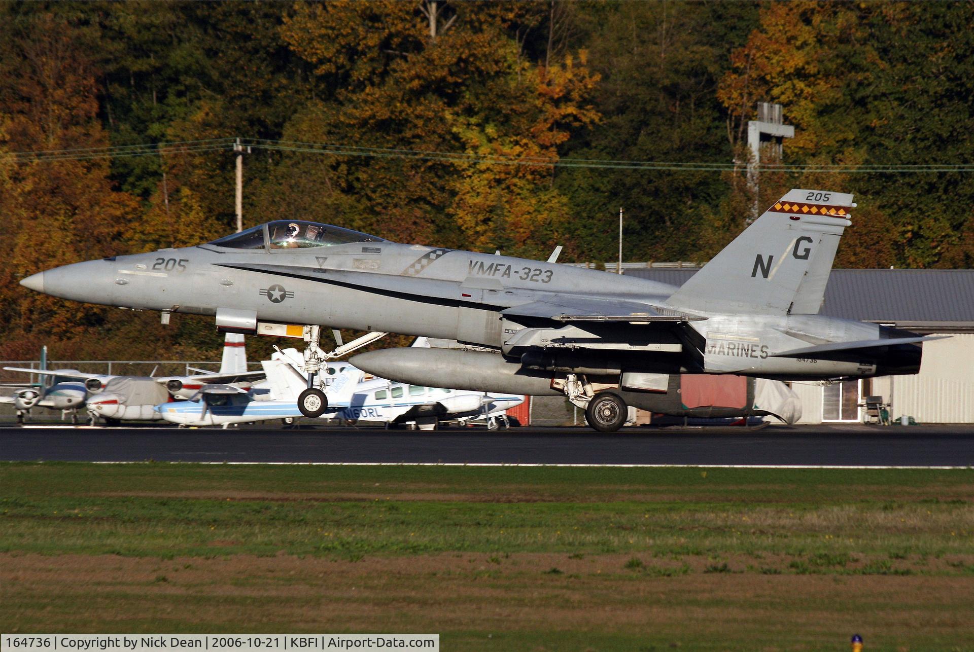 164736, McDonnell Douglas F/A-18C Hornet C/N 1191, KBFI