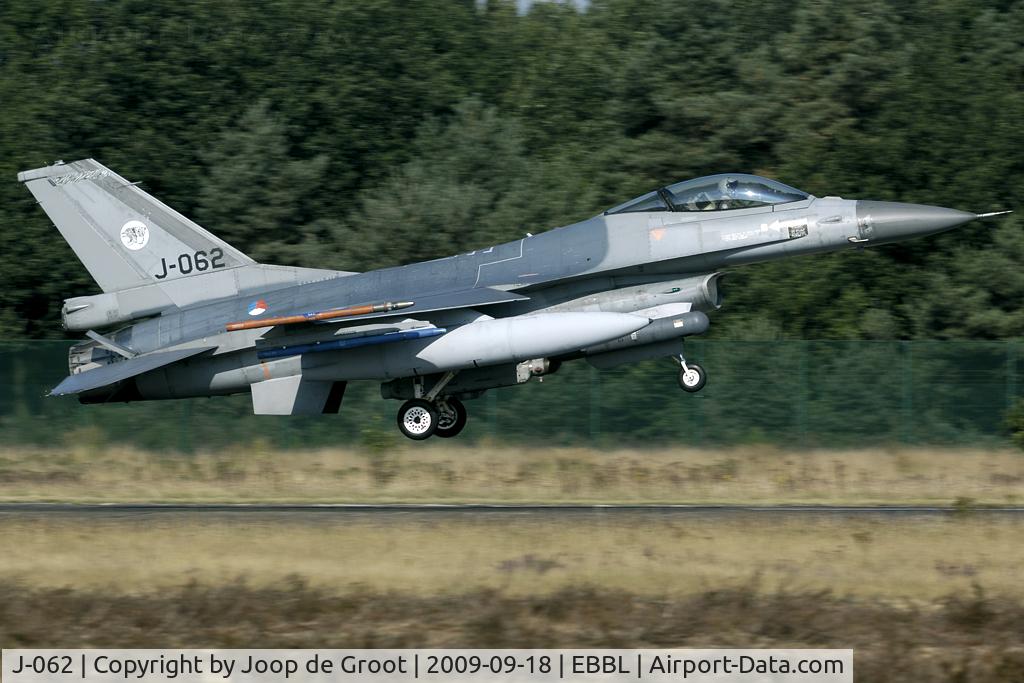J-062, Fokker F-16AM Fighting Falcon C/N 6D-145, landing at Kleine Brogel for the Tiger Meet