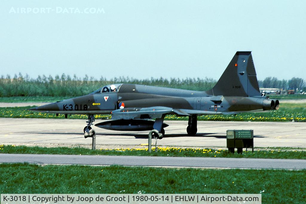 K-3018, 1970 Canadair NF-5A Freedom Fighter C/N 3018, departure after a night stop.