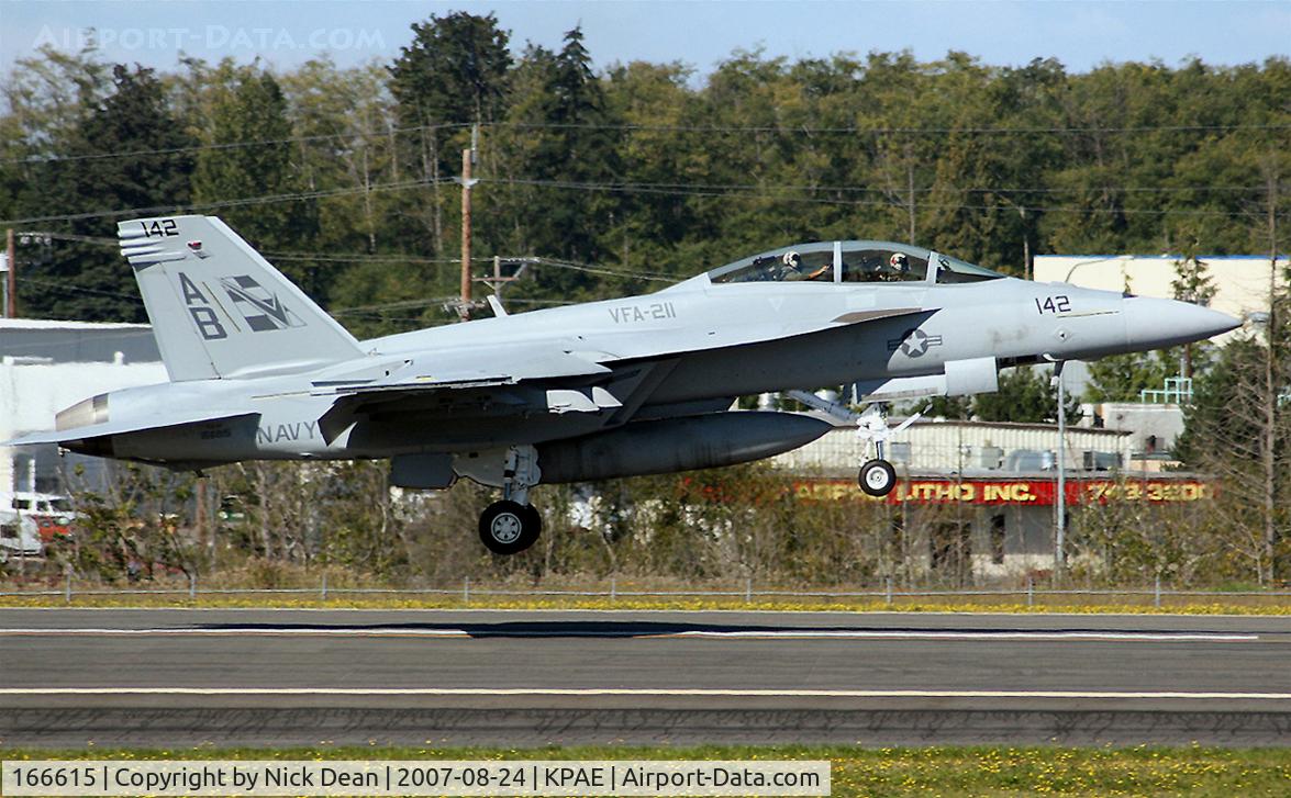 166615, Boeing F/A-18F Super Hornet C/N F108, KPAE