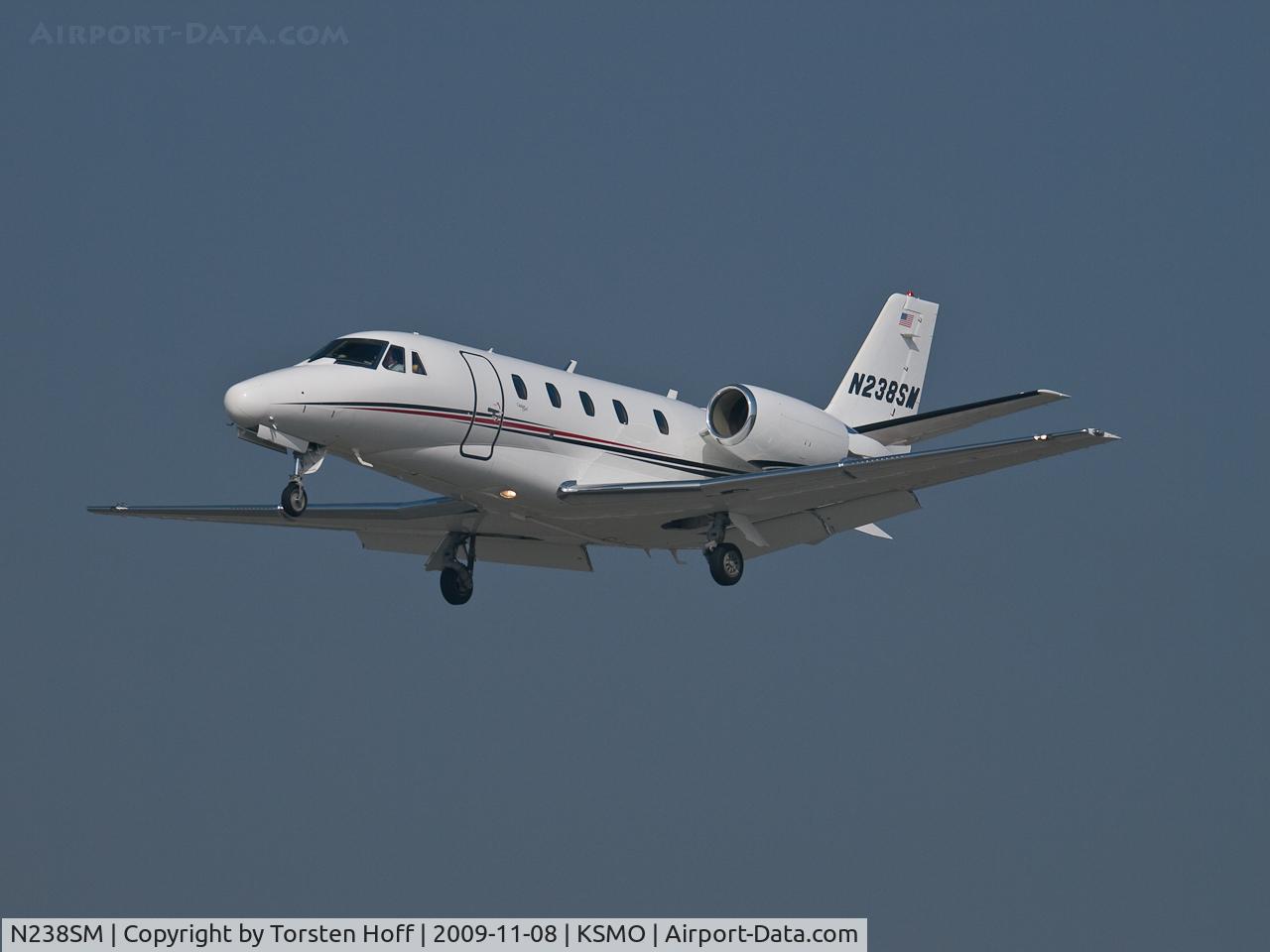 N238SM, 2002 Cessna 560XL C/N 560-5238, N238SM is forced to declare a missed approach after the tower permits NC53178 to land with N238SM on final