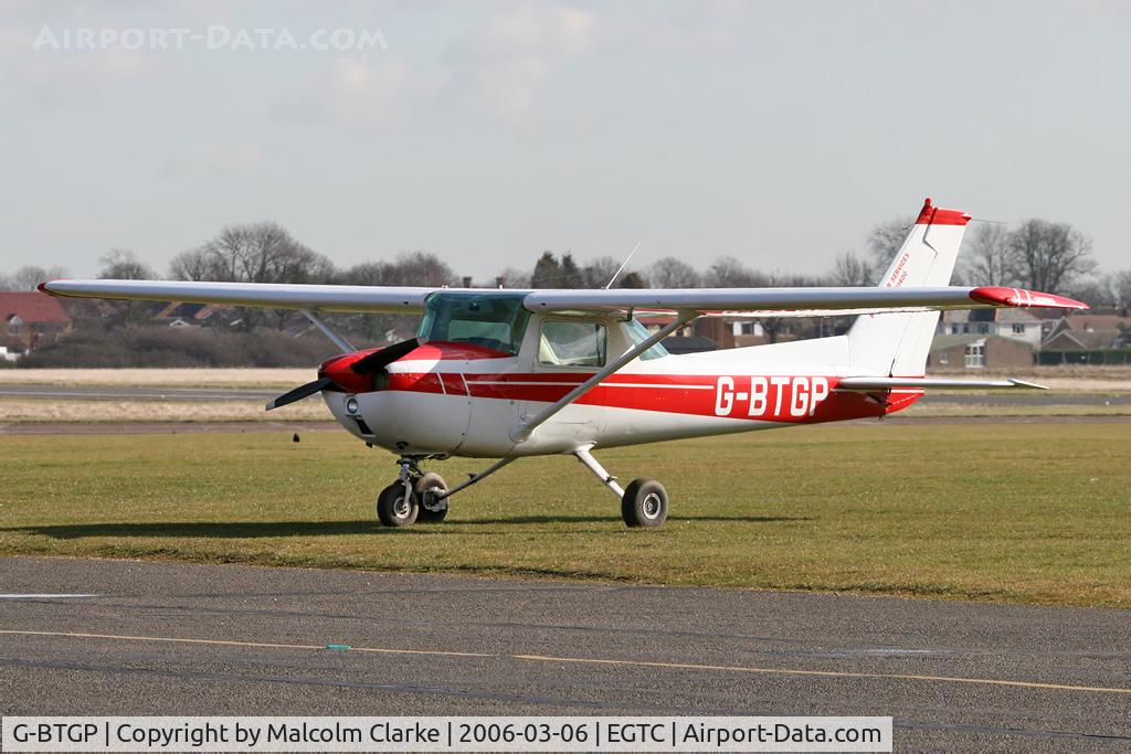 G-BTGP, 1976 Cessna 150M C/N 150-78921, Cessna 150M at Cranfield Airport, UK.