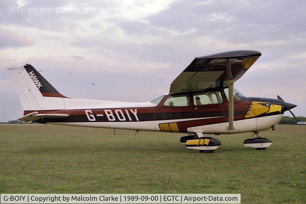 G-BOIY, 1976 Cessna 172N C/N 172-67738, Cessna 172N at Cranfield Airport, UK.