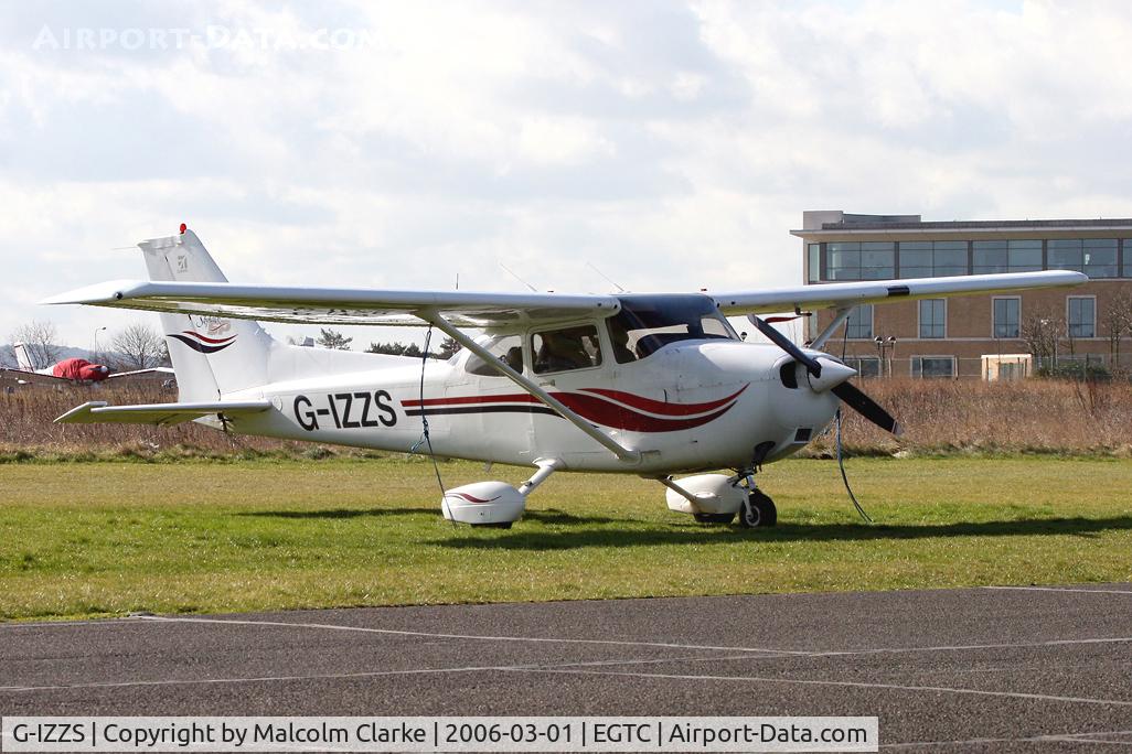 G-IZZS, 1999 Cessna 172S C/N 172S8152, Cessna 172S at Cranfield Airport, UK.