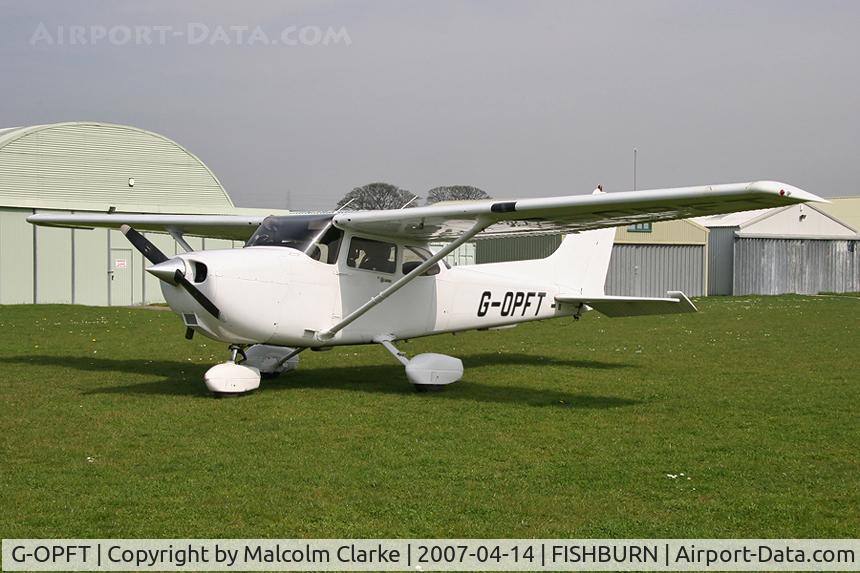 G-OPFT, 1998 Cessna 172R C/N 17280316, Cessna 172R at Fishburn Airfield, UK in 2007.