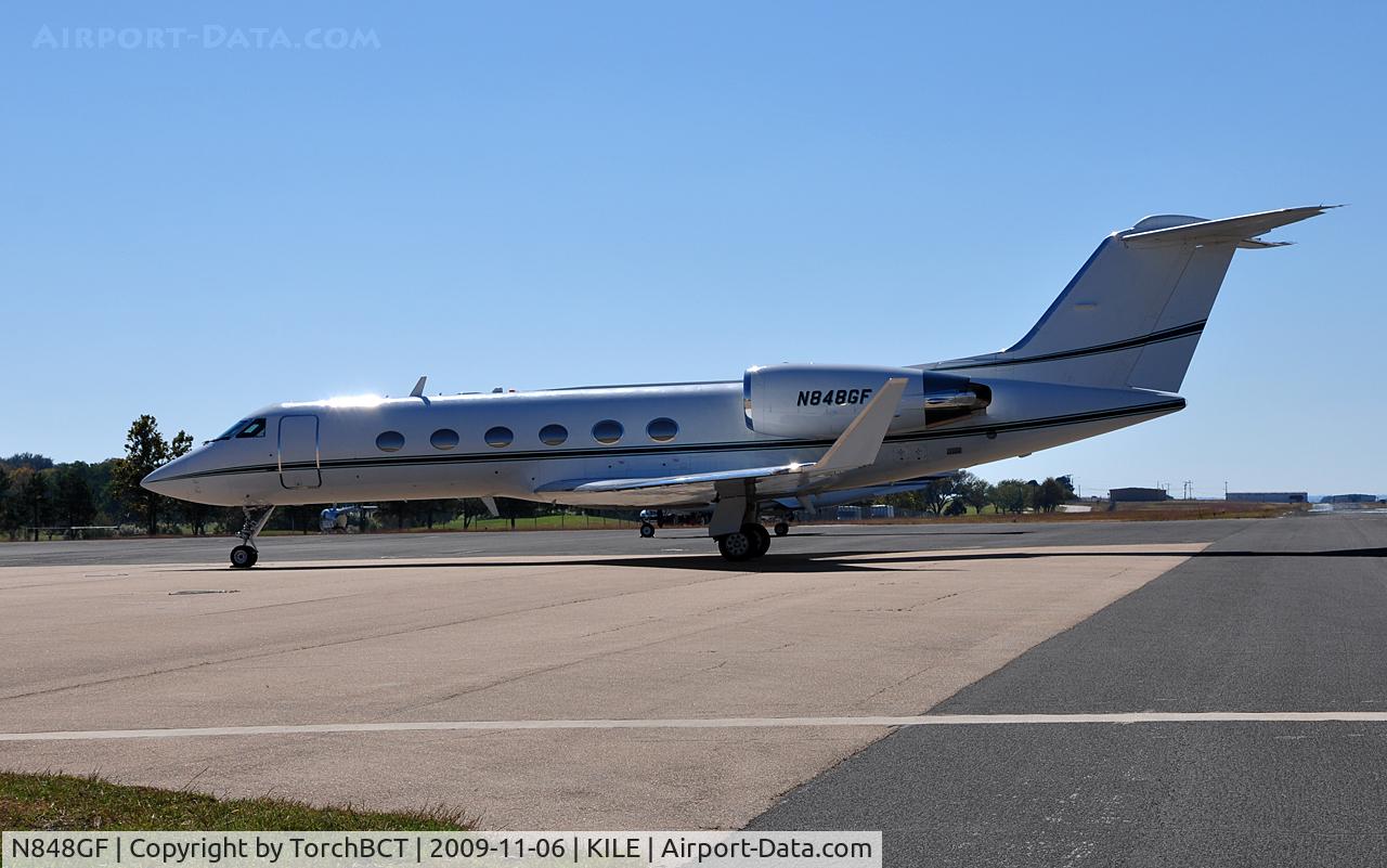 N848GF, 1989 Gulfstream Aerospace G-IV C/N 1107, G-IV on the GA ramp at KILE.