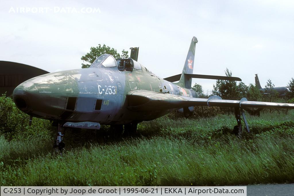 C-253, 1952 Republic RF-84F Thunderflash C/N 209, This former Esk 729 Thunderflash was dumped on the airfield. In 1995 it was in a very sorry state. Nevertheles it was transported to Vandel for storage a few years later.