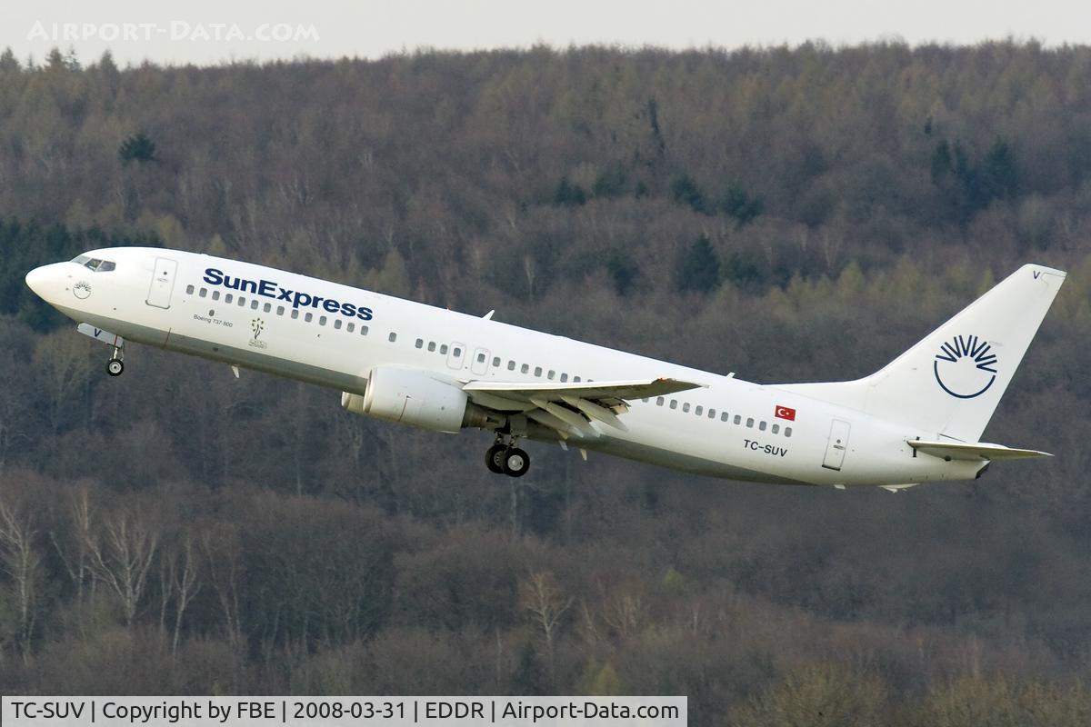 TC-SUV, 2001 Boeing 737-86N C/N 30807, departing EDDR via whisky departure route