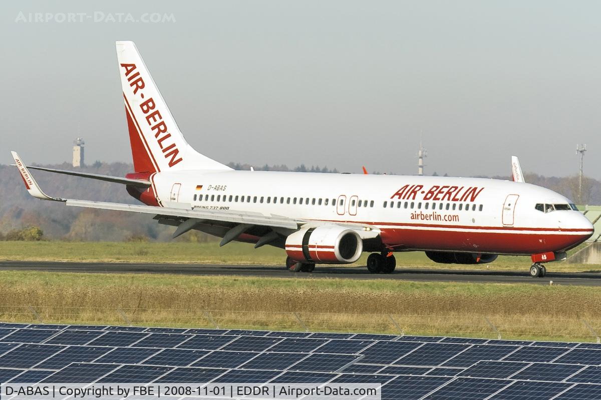 D-ABAS, 1999 Boeing 737-86J C/N 28073, decelerating RW09