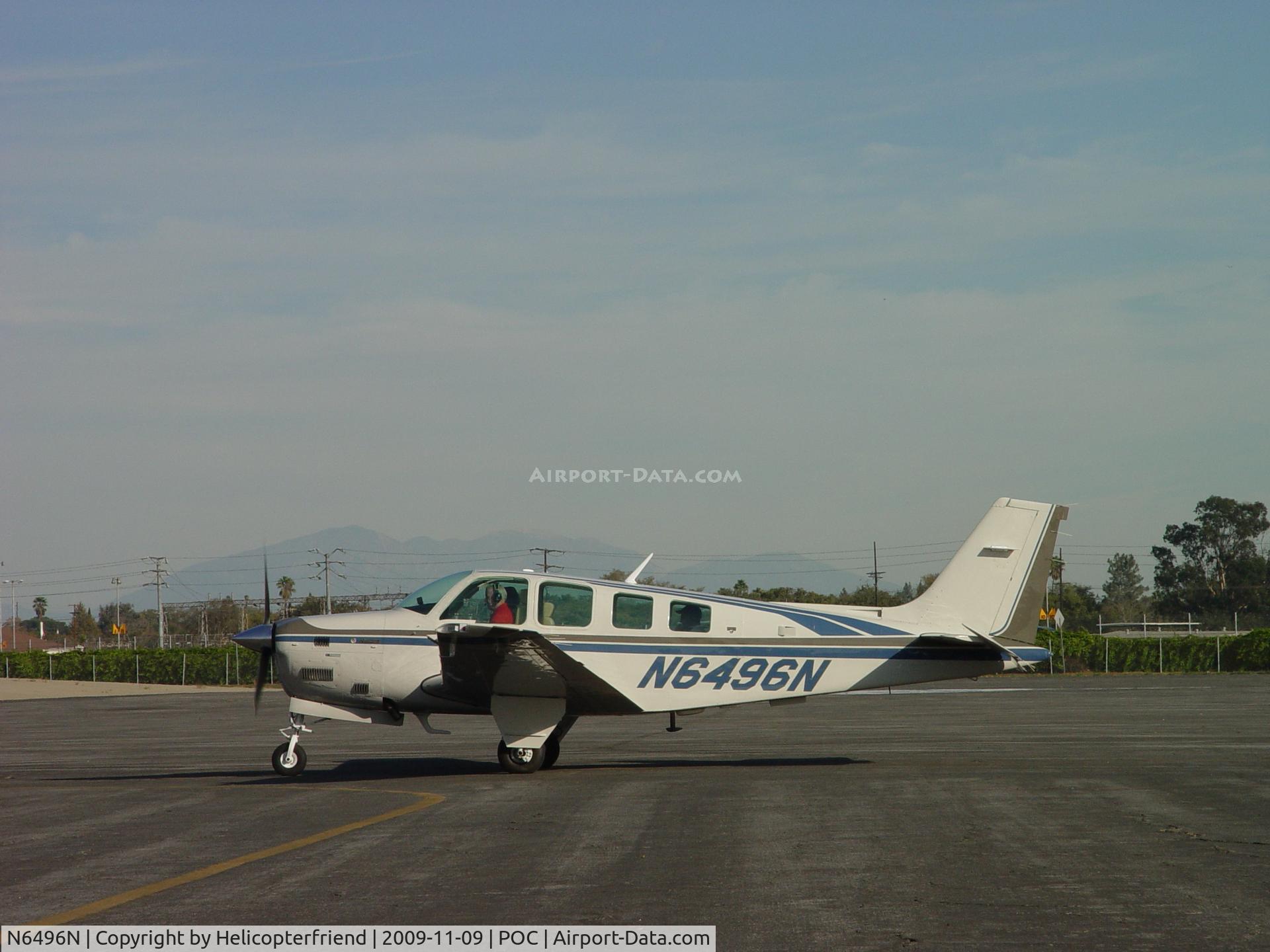 N6496N, 1982 Beech B36TC Bonanza C/N EA-314, Taxiing from Howard Aviation to runway 26L