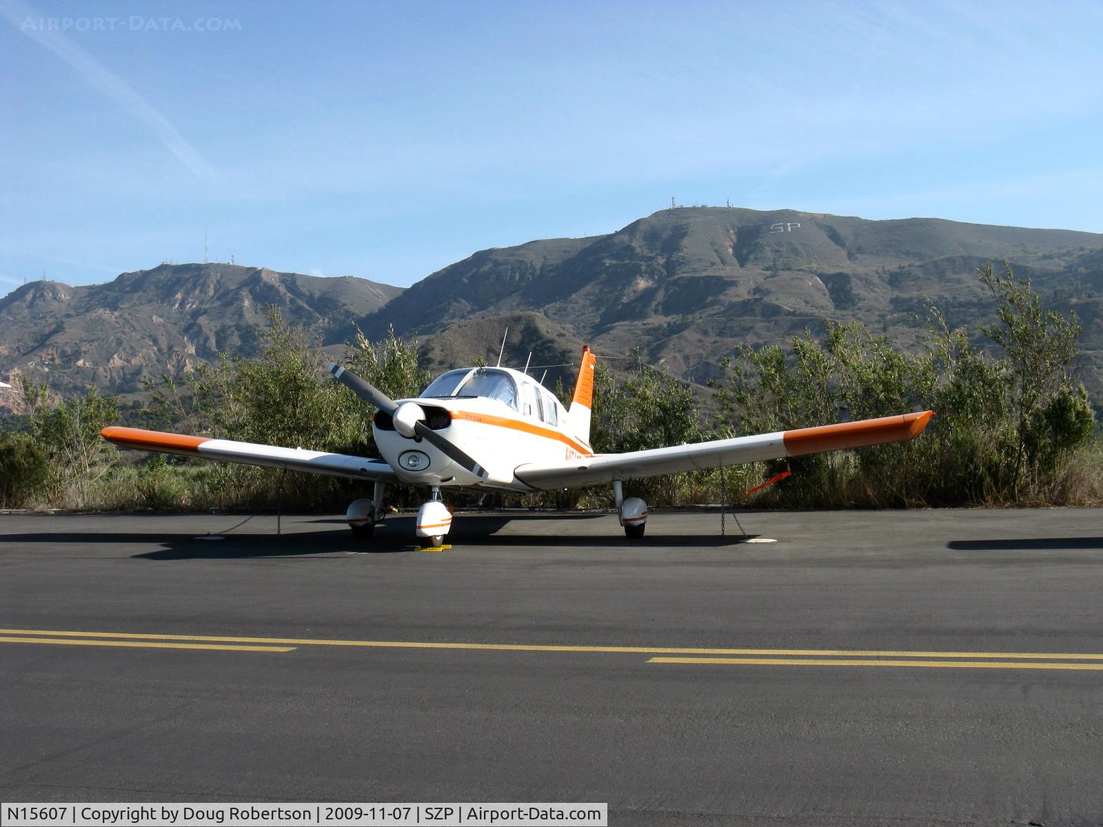 N15607, 1972 Piper PA-28-140 Cherokee C/N 28-7325113, 1972 Piper PA-28-140, Lycoming O-320-E1A 150 Hp