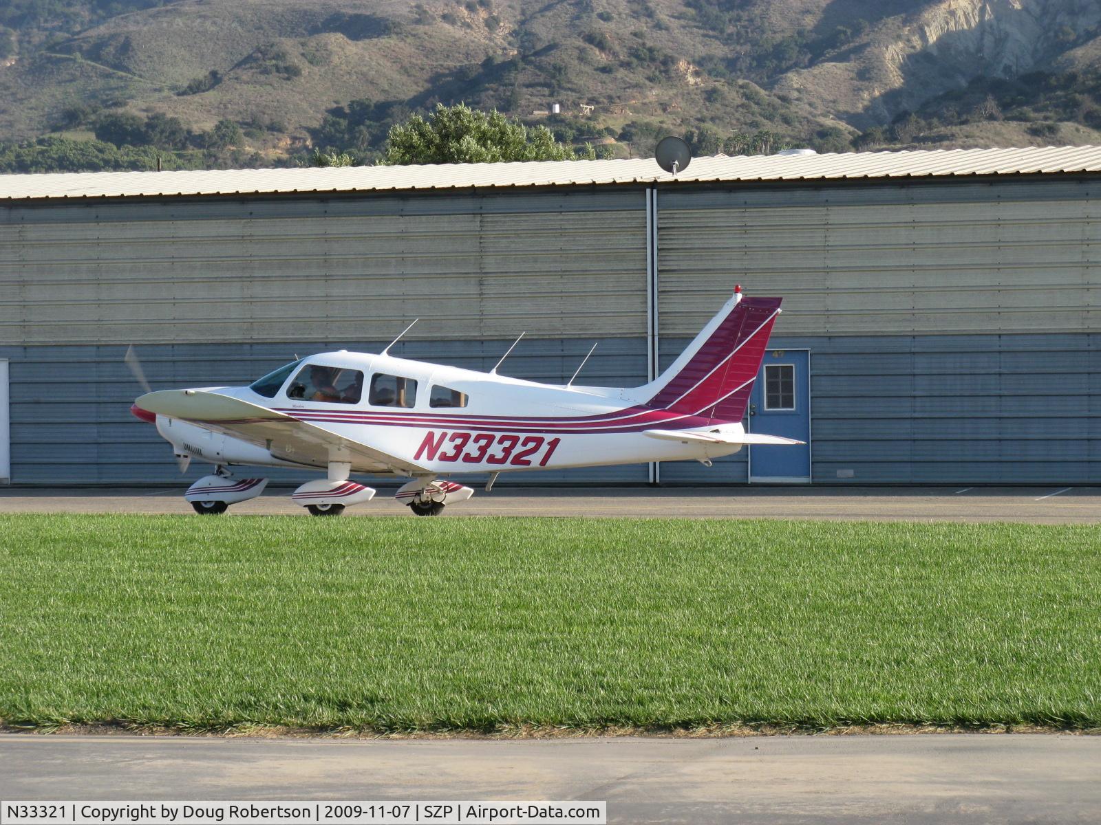 N33321, 1975 Piper PA-28-180 Cherokee C/N 28-7505133, 1975 Piper PA-28-180 ARCHER, Lycoming O&VO-360 180 Hp, taxi