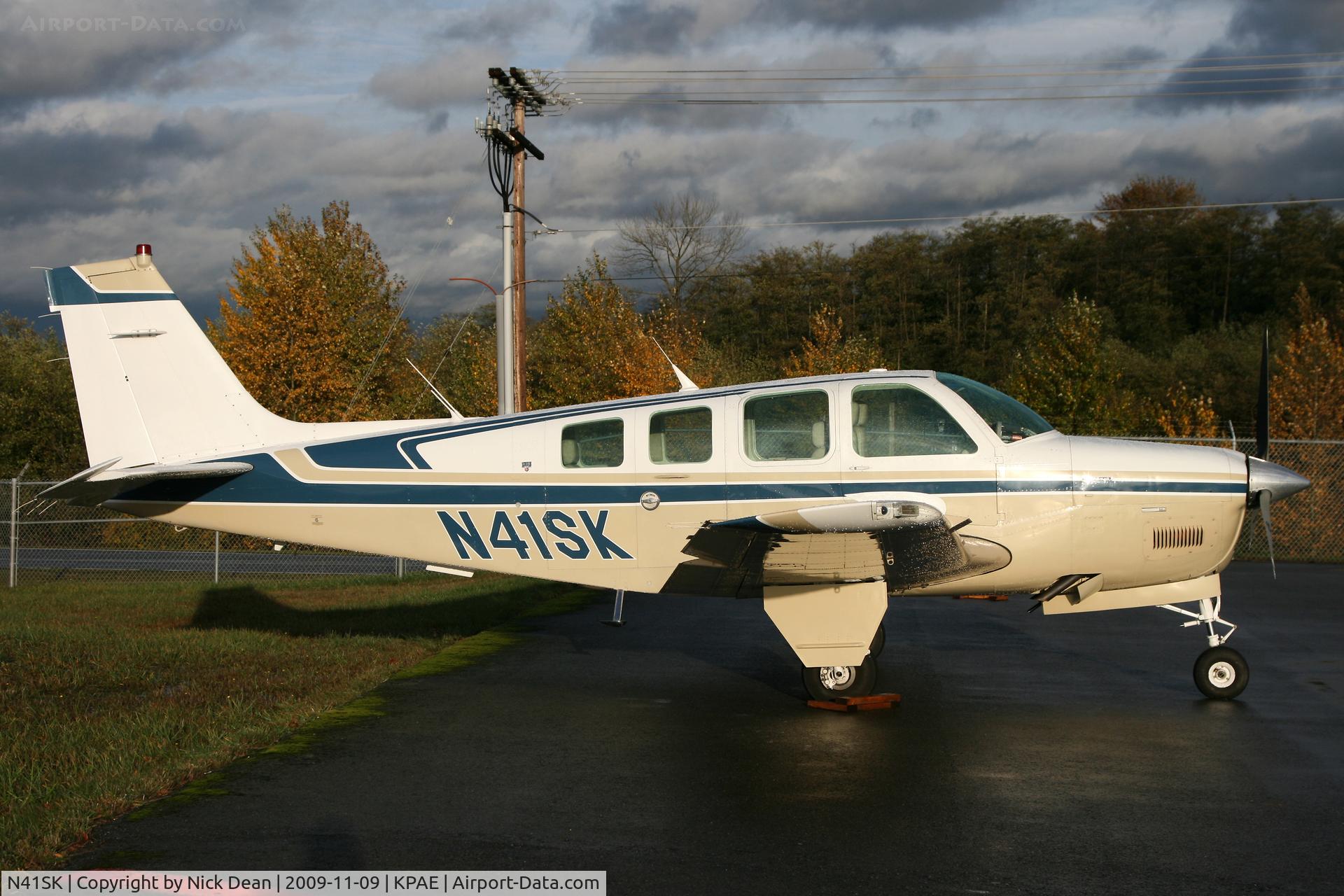 N41SK, 1984 Beech A36 Bonanza 36 C/N E-2142, KPAE