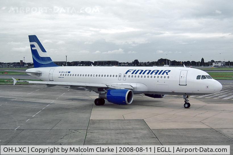 OH-LXC, 2001 Airbus A320-214 C/N 1544, Airbus A320-214 at London Heathrow.