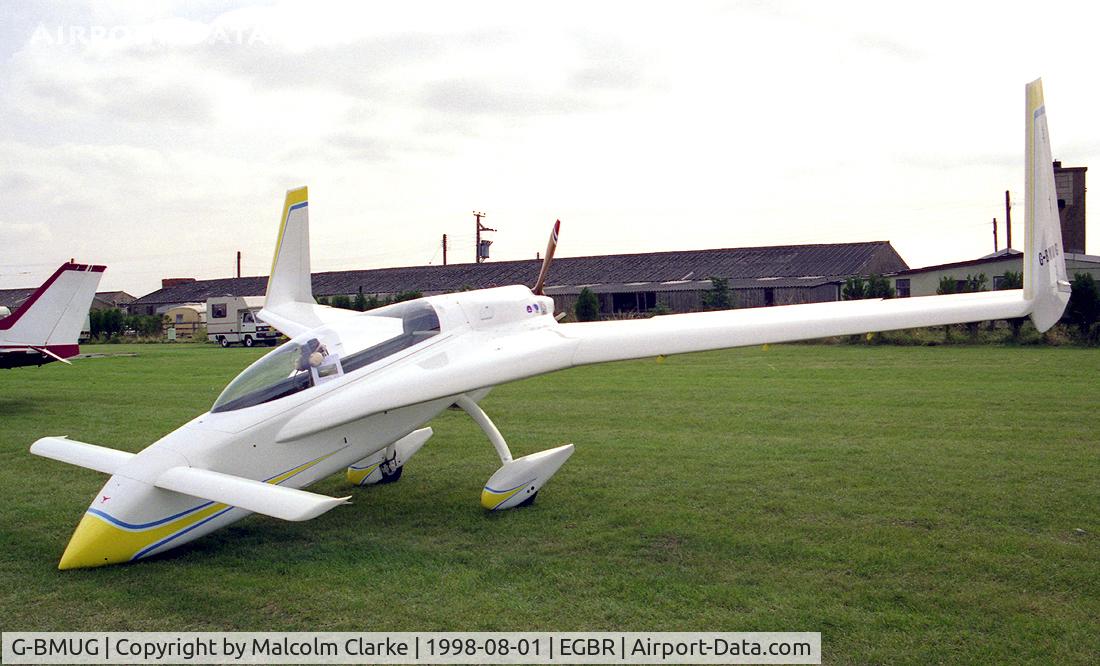 G-BMUG, 1986 Rutan Long-EZ C/N PFA 074A-10987, Rutan Long-EZ at Breighton Airfeld, UK.