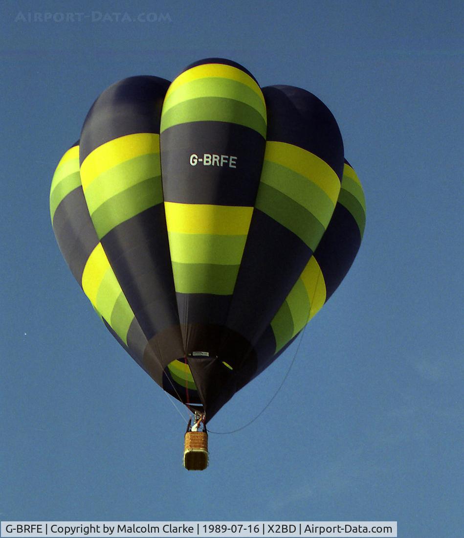 G-BRFE, 1989 Cameron Balloons V-77 C/N 1835, Cameron V-77. At Badminton Air Day held at Badminton House in 1989.