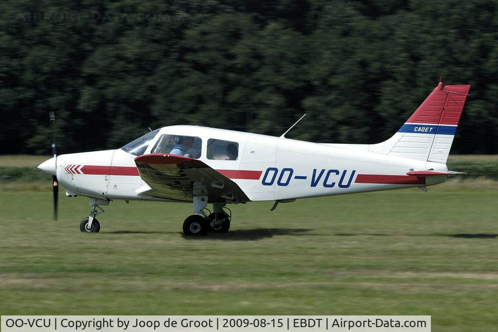OO-VCU, 1989 Piper PA-28-161 Cadet C/N 2841245, arrival at Schaffen-Diest.