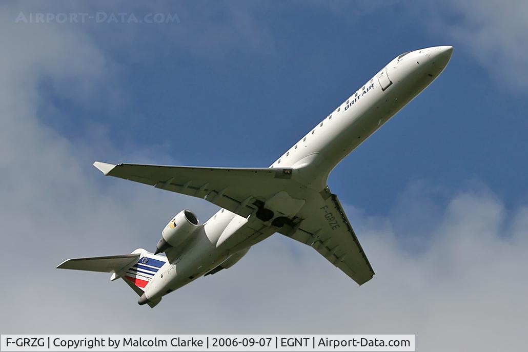 F-GRZG, 2002 Bombardier CRJ-701 (CL-600-2C10) Regional Jet C/N 10037, Canadair CL-600-2C10 Regional Jet CRJ-702 on take-off from Newcastle Airport, UK.