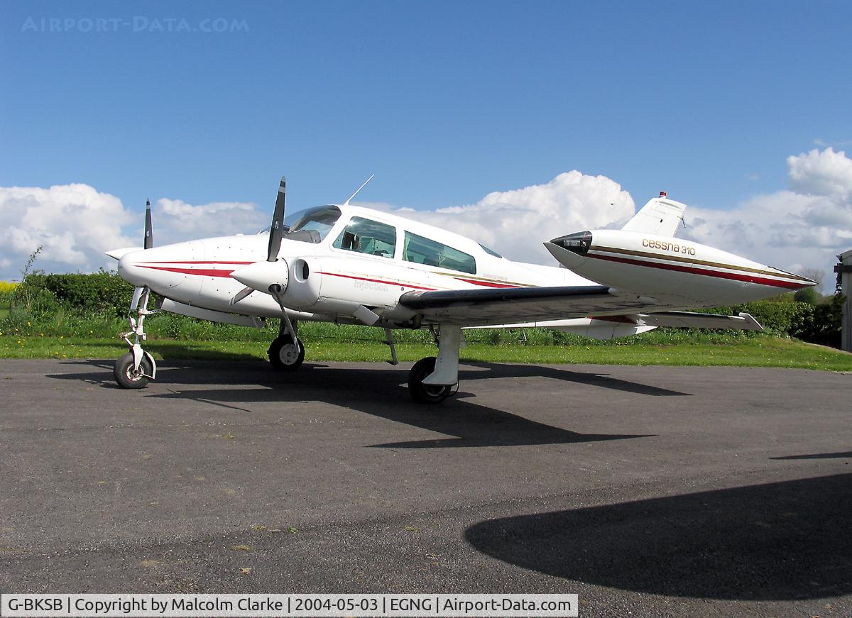 G-BKSB, 1973 Cessna T310Q C/N 310Q-0914, Cessna T310Q at Bagby Airfield, UK.
