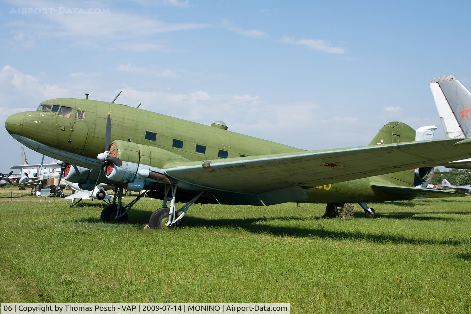 06, Lisunov Li-2T Cab C/N 18418809, Russia - Air Force