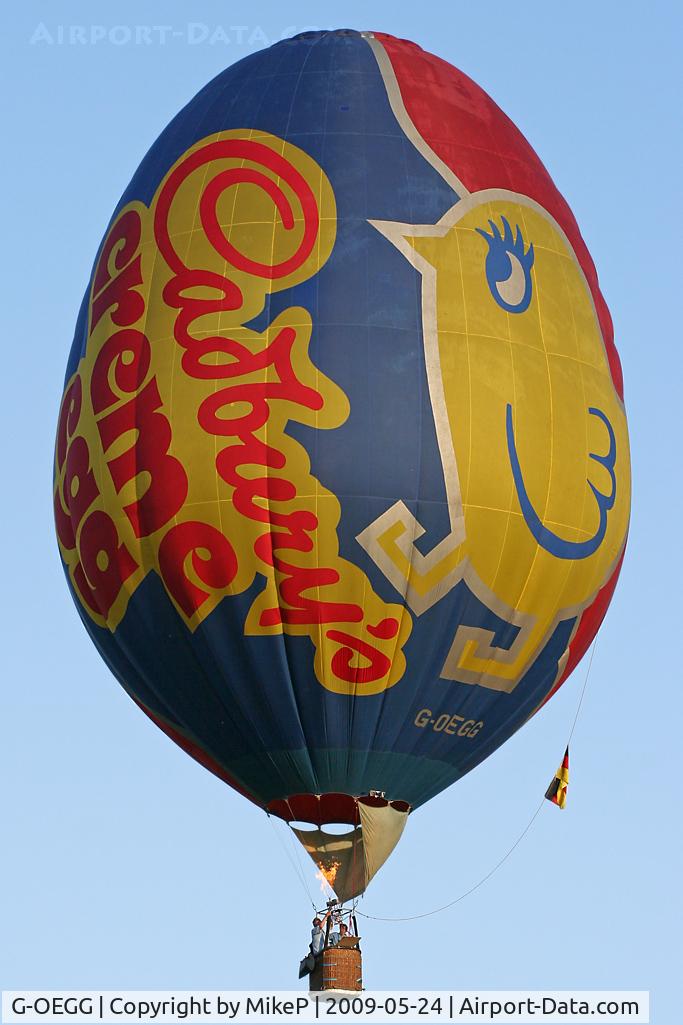 G-OEGG, 1989 Cameron Balloons Ltd CAMERON EGG-65 C/N 2140, Taken at the Grand Prix event.