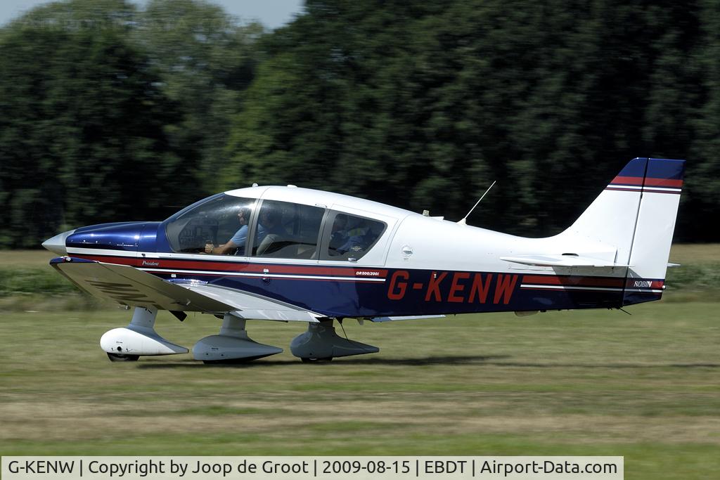 G-KENW, 2002 Robin DR-400-500 President C/N 39, arrival for the old timer fly in.