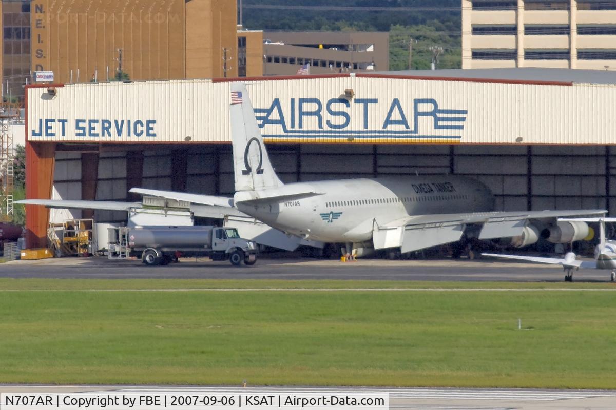 N707AR, 1969 Boeing 707-321B C/N 20029, Omega Tanker at maintenance