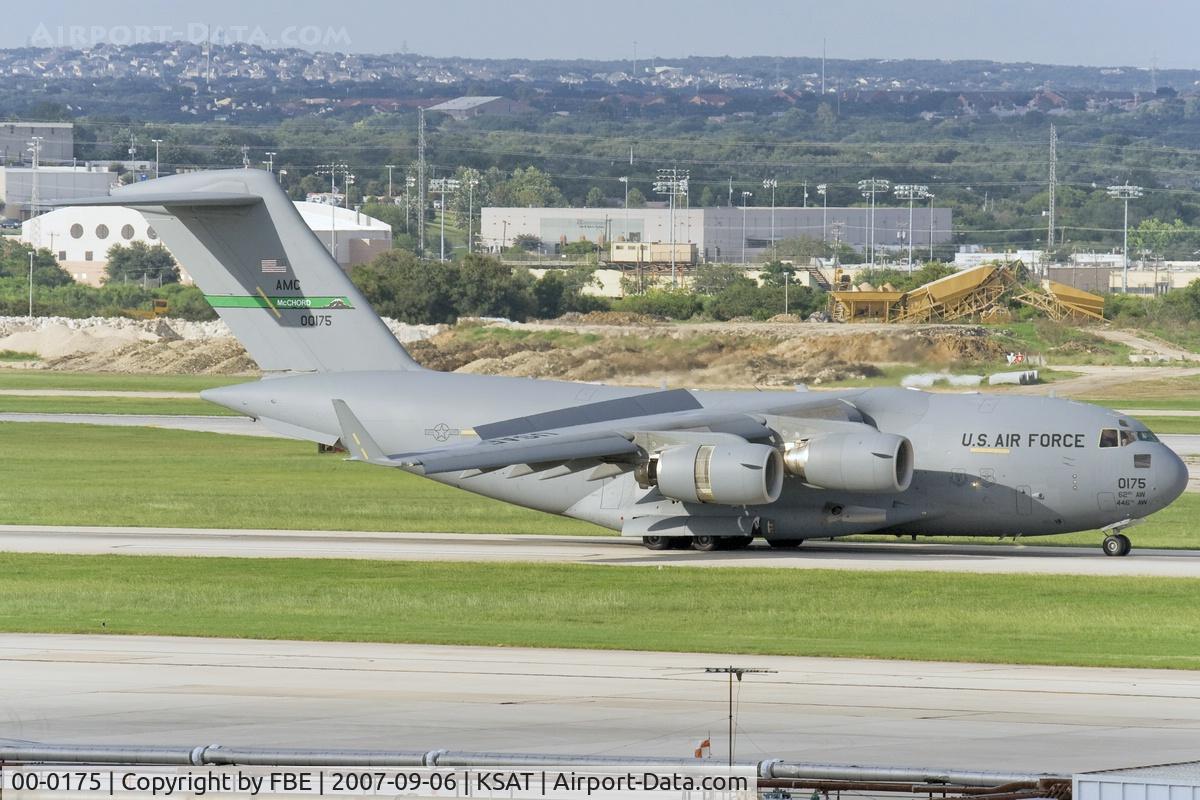 00-0175, 2000 Boeing C-17A Globemaster III C/N P-75, USAF C-17A