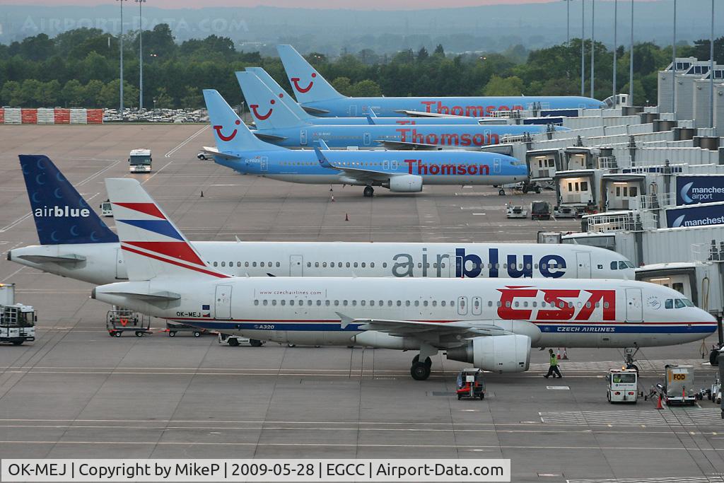 OK-MEJ, 2007 Airbus A320-214 C/N 3097, Evening scene down Manchester's T2.