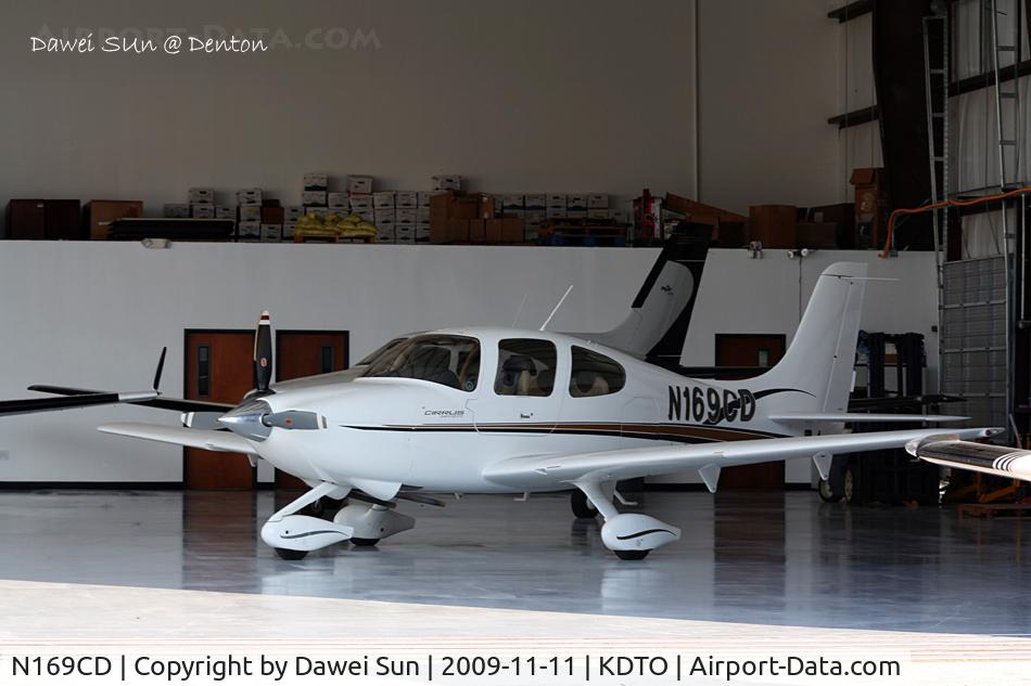 N169CD, 2000 Cirrus SR20 C/N 1077, denton