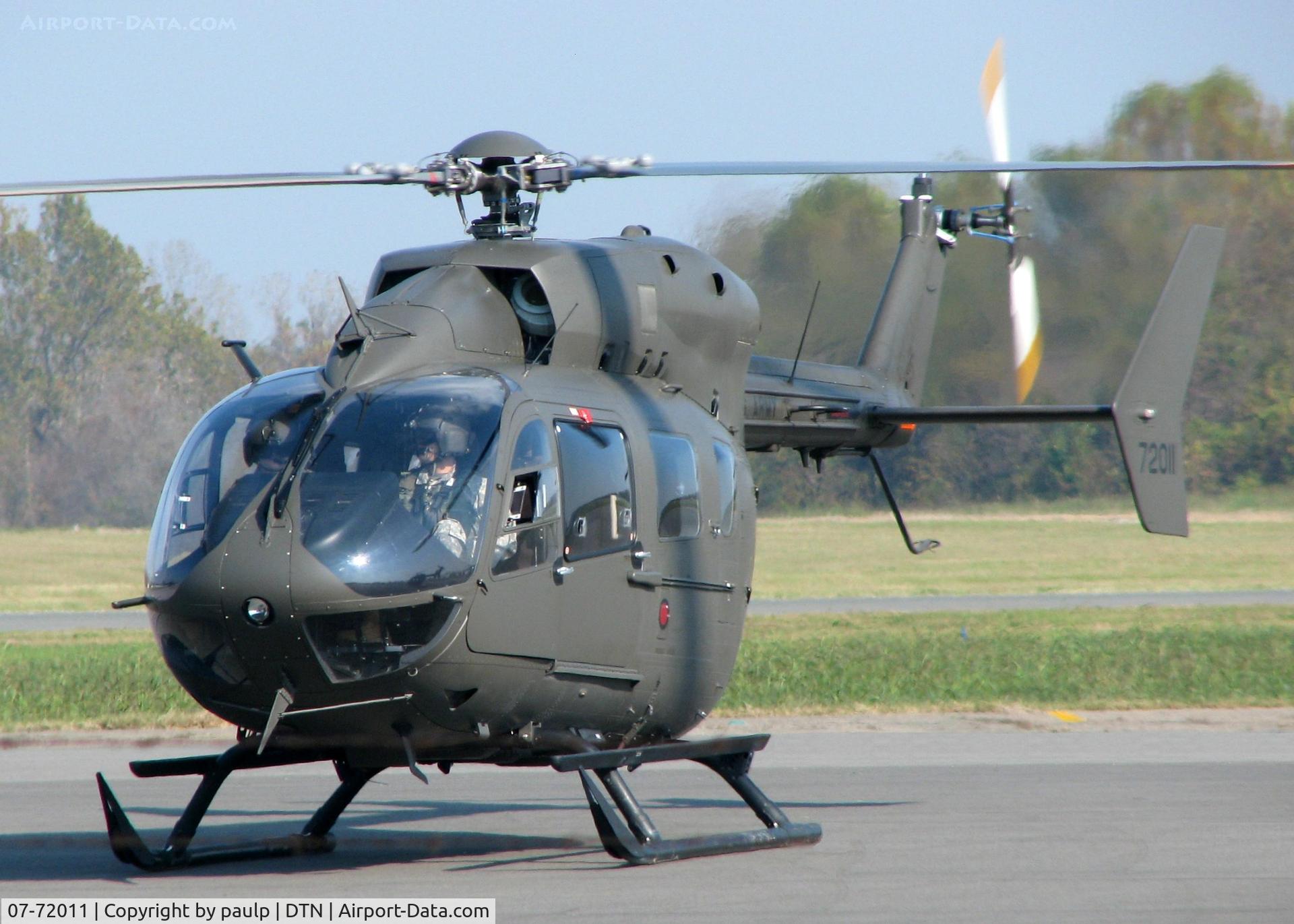 07-72011, 2007 Eurocopter UH-72A Lakota C/N 9126, UH-72A about to depart Downtown Shreveport and head back to Fort Polk, Louisiana. One of three helos traveling together.
