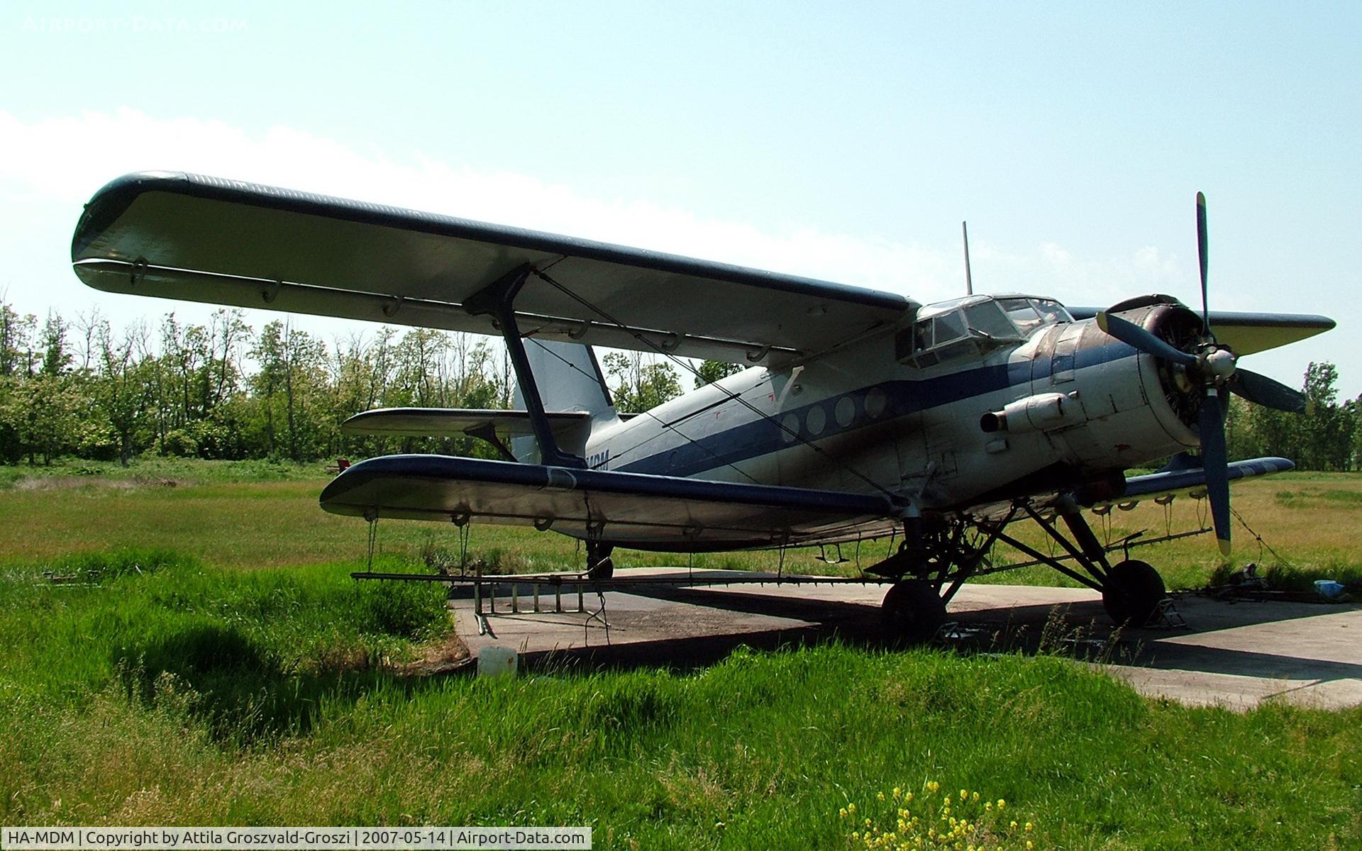 HA-MDM, 1979 PZL-Mielec An-2R C/N 1G183-20, Gyomaendröd off airport