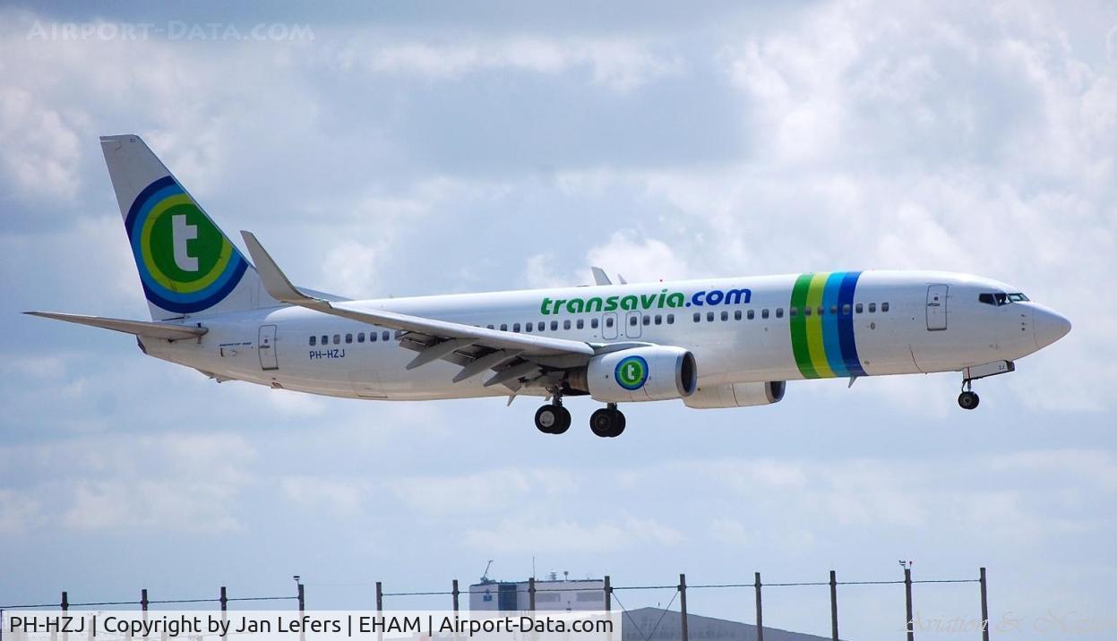 PH-HZJ, 2000 Boeing 737-8K2 C/N 30389, Transavia Boeing 737