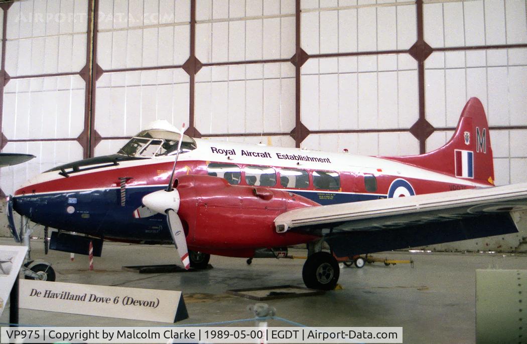 VP975, 1948 De Havilland DH-104 Devon C.2 C/N 04255, De Havilland DH-104 Devon C2 at Wroughton, the Science Museum's 