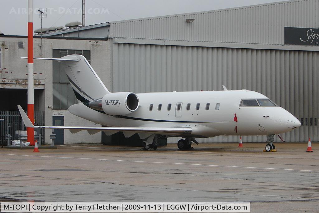 M-TOPI, 2008 Bombardier Challenger 605 (CL-600-2B16) C/N 5780, Isle of Man registered Challenger 605 at Luton