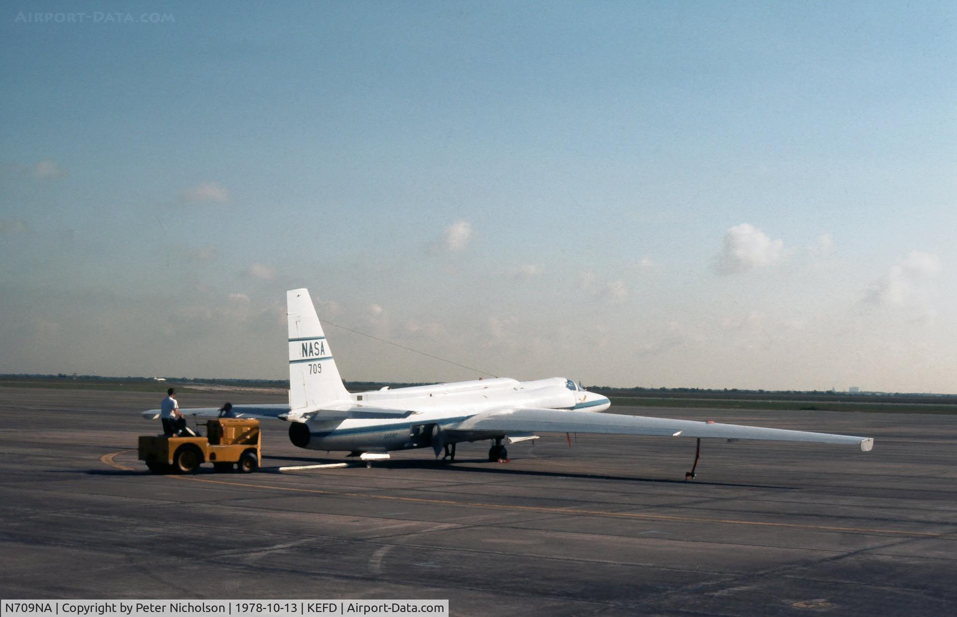 N709NA, 1956 Lockheed U-2C C/N 349, NASA's Earth Survey Aircraft number 5, this U-2C was seen at Ellington AFB in October 1978.