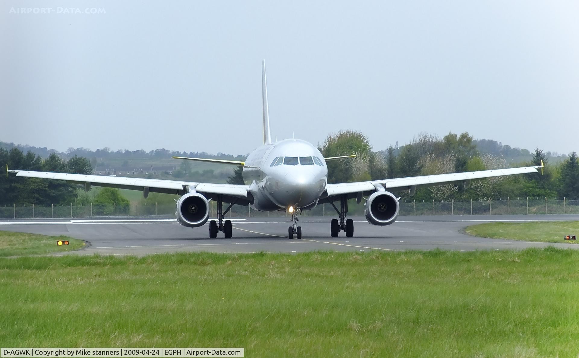 D-AGWJ, 2008 Airbus A319-132 C/N 3375,  head on shot of Germanwings A319 Taxiing off runway 24