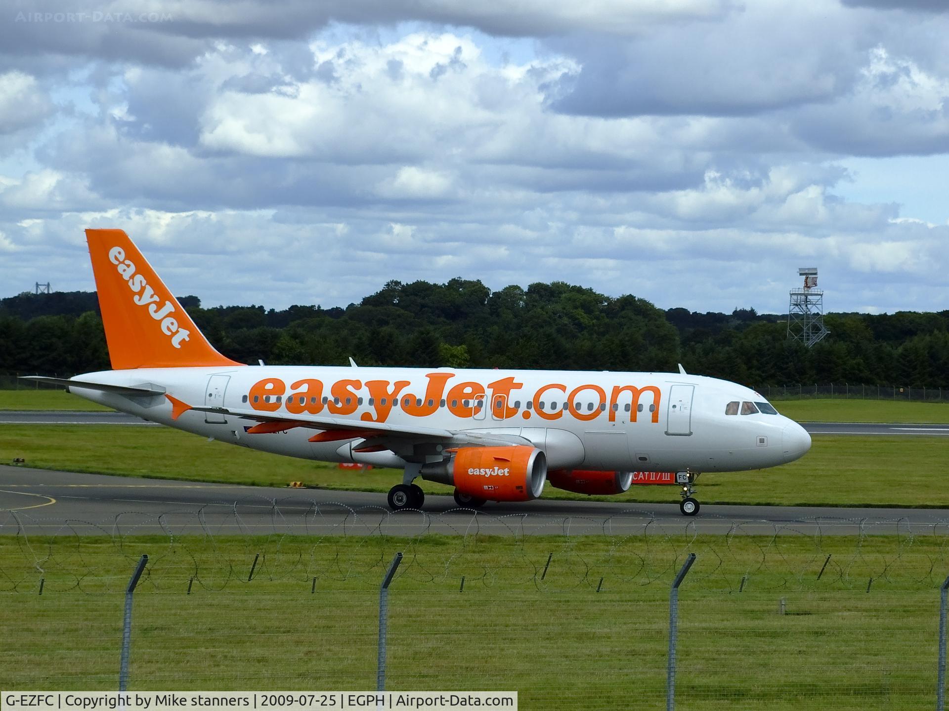G-EZFC, 2009 Airbus A319-111 C/N 3808, Edinburgh based easyjet A319 arrives back at EDI